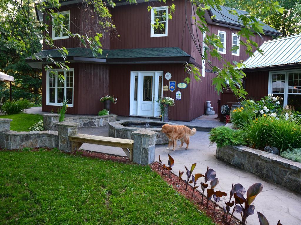 Lecomte De La Fontaine Vila North Hatley Exterior foto